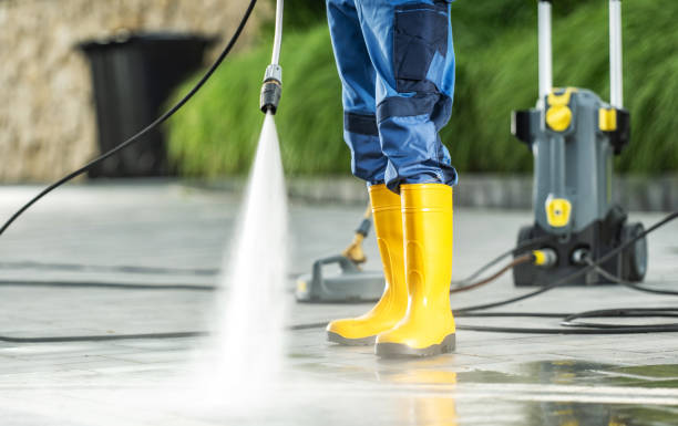 Best Garage Pressure Washing  in Winnemucca, NV